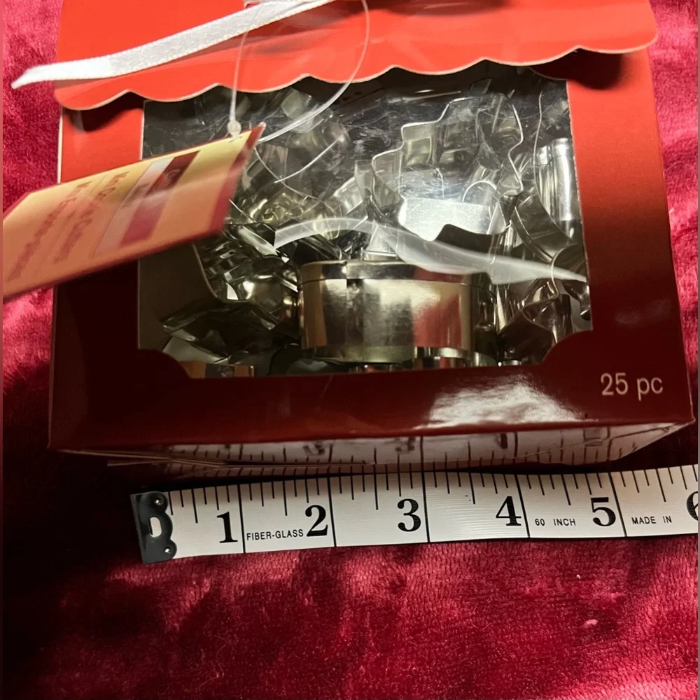 Mini Christmas Holiday Cookie Cutters, NWT